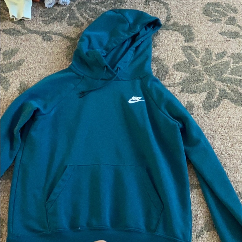 Nike sweatshirt